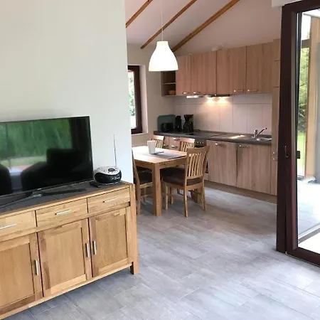 E17 Mit Wintergarten Und Terrasse Butjadingen